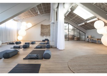 合肥瑜伽館裝修，瑜伽館工作室設計,體會心靈與身體的碰撞