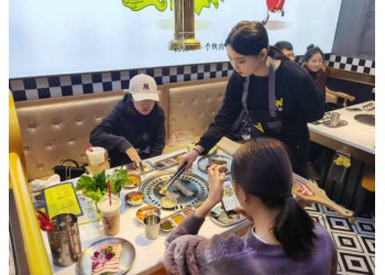 西傲榴蓮烤肉加盟有什么要求？開店有什么優(yōu)勢