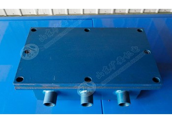 KDW127/12礦用隔爆兼本安型直流穩(wěn)壓電源技術(shù)參數(shù)