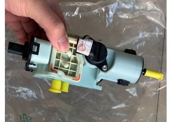 保時捷 奧迪Q7 途銳 尿素泵 方向機 空調泵 起動機