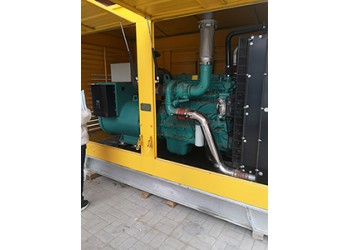 供應(yīng)二手400kw柴油發(fā)電機(jī)組 處理機(jī)組