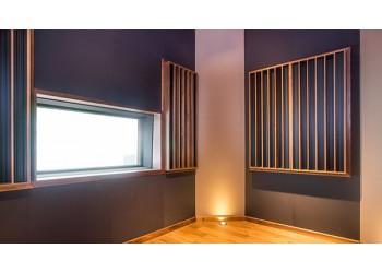 新維訊聲學裝修與燈光系統藍箱建設舞美設計