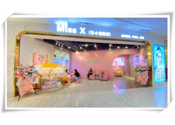 合肥美容美甲店裝修設(shè)計(jì)_注意燈光和色彩搭配_輕松營(yíng)造舒適感