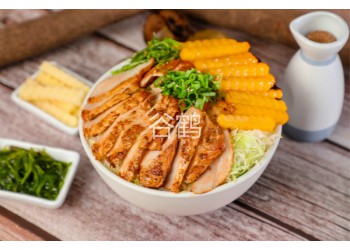 谷鶴雞排飯開店成本高嗎?經(jīng)營簡單客流大