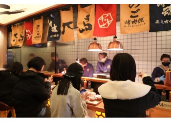 兀島燒肉飯?jiān)诳h城名氣怎么樣?有前途嗎