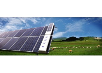 太陽能發電光伏技術-德瑞光伏板清潔機器