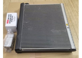 豐田 霸道 蒸發(fā)器芯 膨脹閥 冷氣泵 發(fā)電機 水泵