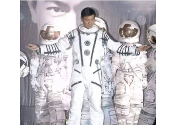 投資流浪地球2制作成本多少?簽約哪家出品方分紅靠譜?