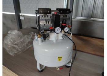 新瑞氣泵無油靜音空壓機(jī)220V牙科供應(yīng)