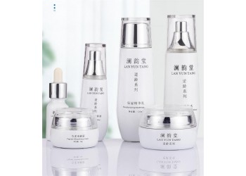 化妝品瓶噴涂廠，化妝品瓶噴涂加工廠，廣州白云區化妝品瓶噴涂廠