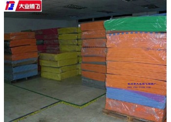 廠(chǎng)家生產(chǎn)大業(yè)騰飛防刮傷海綿防護(hù)墊